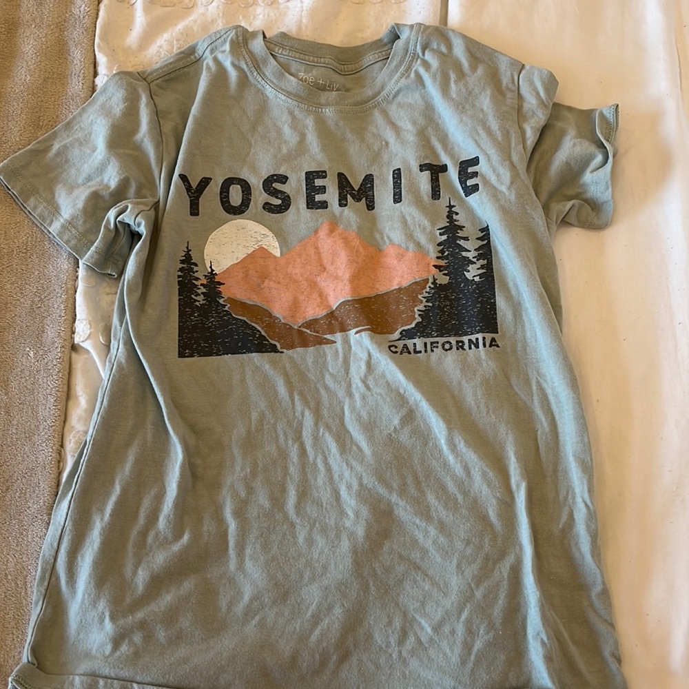 Yosemite California green T-shirt.